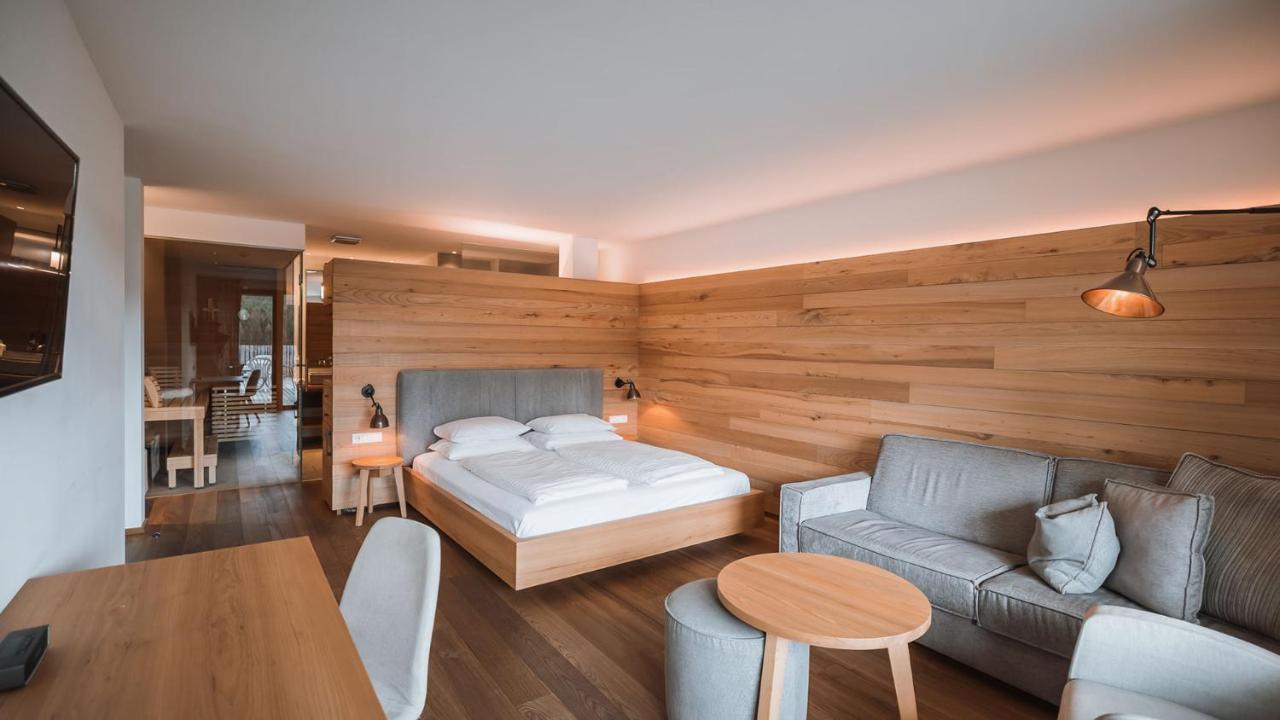 Hotel Solvie ฟัลเซส ภายนอก รูปภาพ